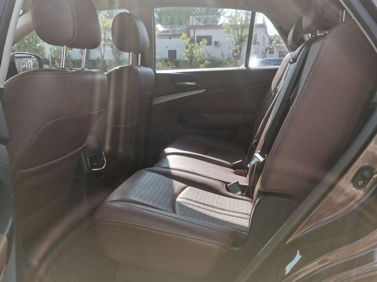 BYD S7 2016 car image #11