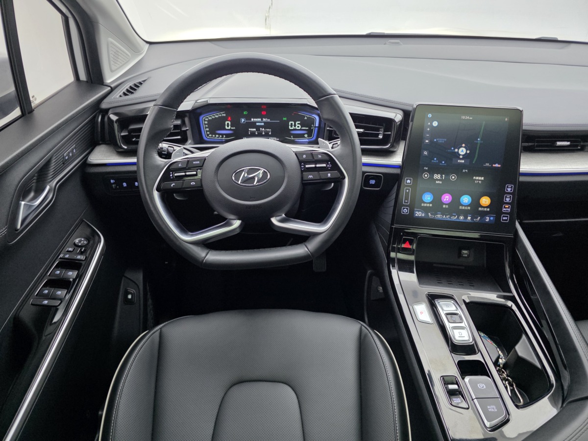 Hyundai Custo 2021 car image #11