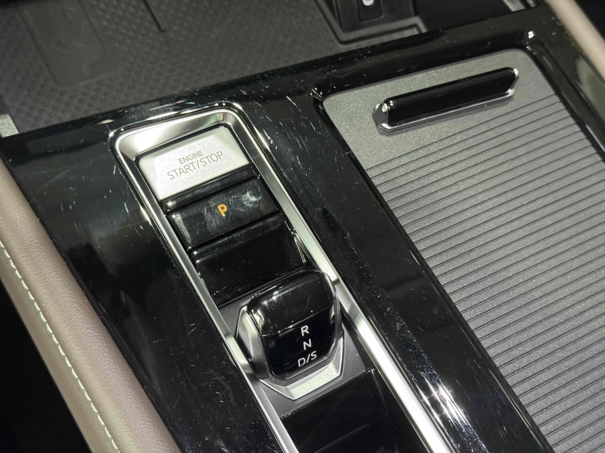 Volkswagen Viloran 2025 #11 Volkswagen Viloran 2025 car image #11