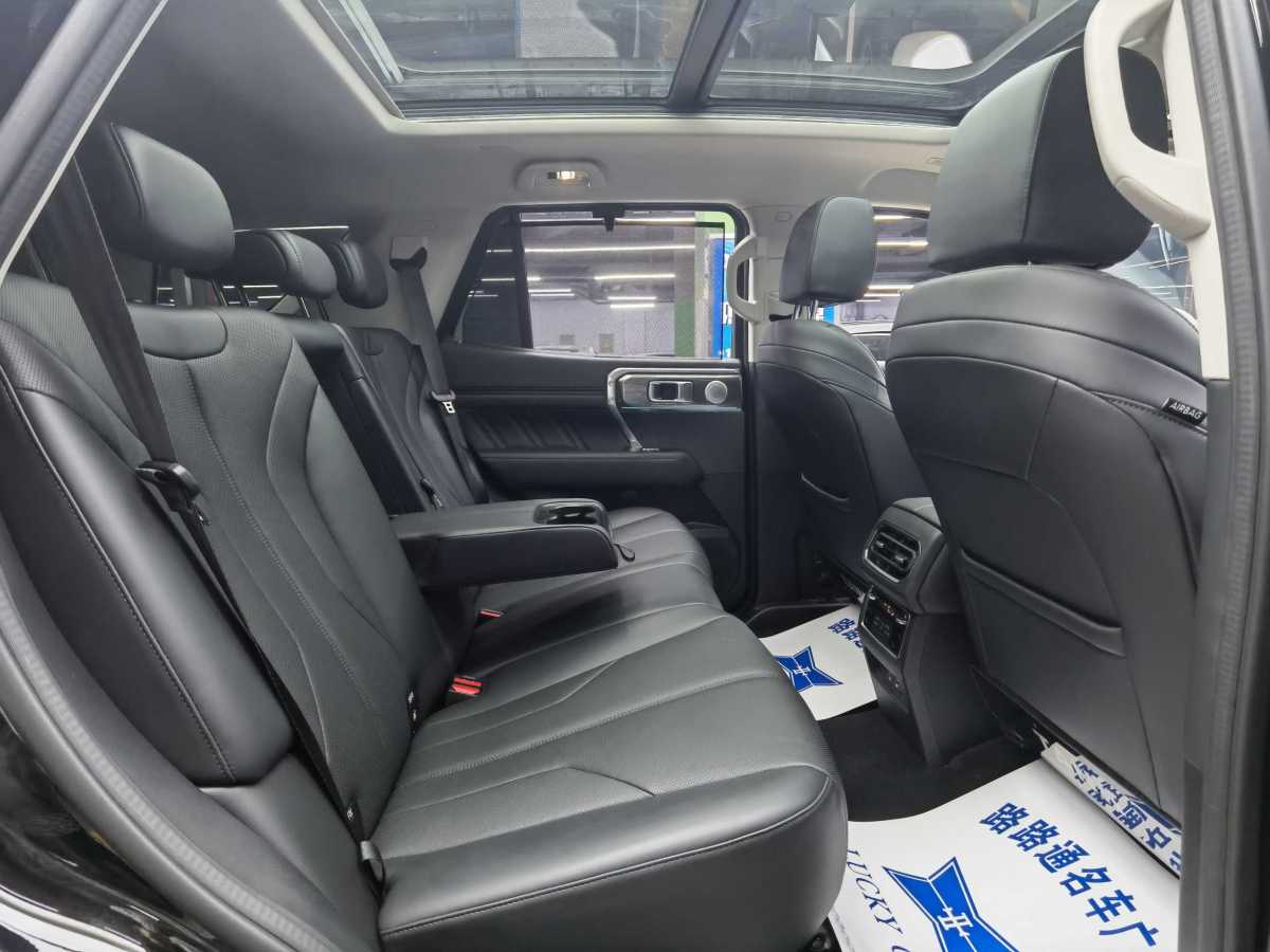 Tank 400 New Energy 2024 #11 Tank 400 New Energy 2024 car image #11