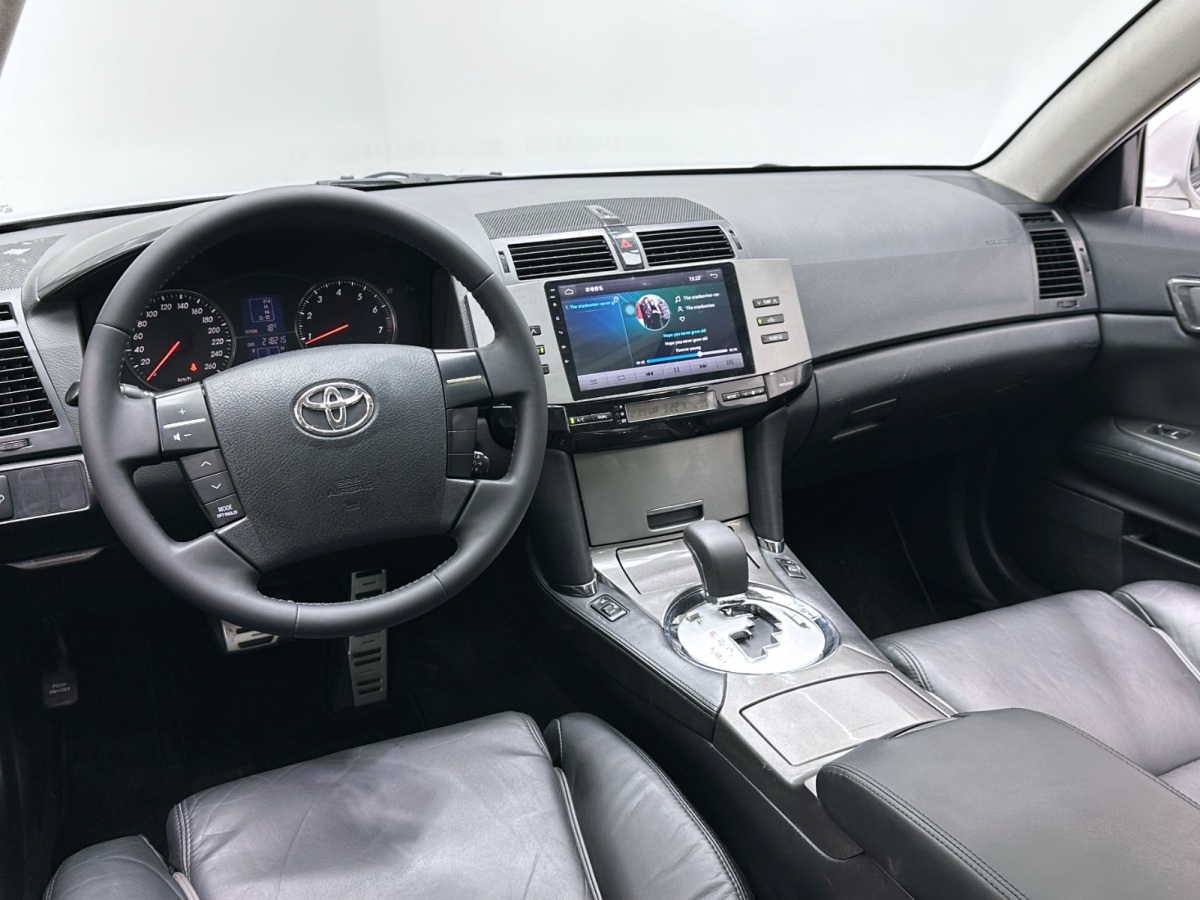 Toyota Reiz 2008 immagine di auto #11