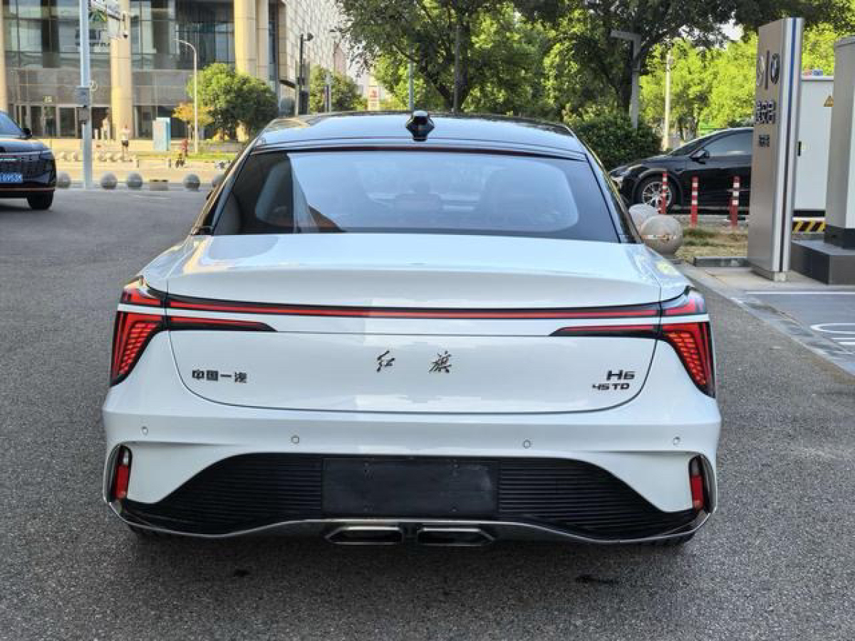 HongQi H6 2024 #11 HongQi H6 2024 car image #11