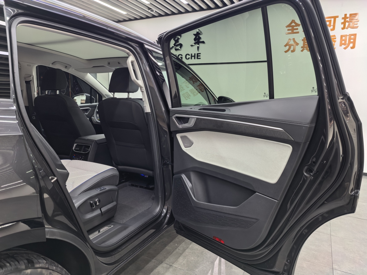 Volkswagen Talagon 2025 car image #11