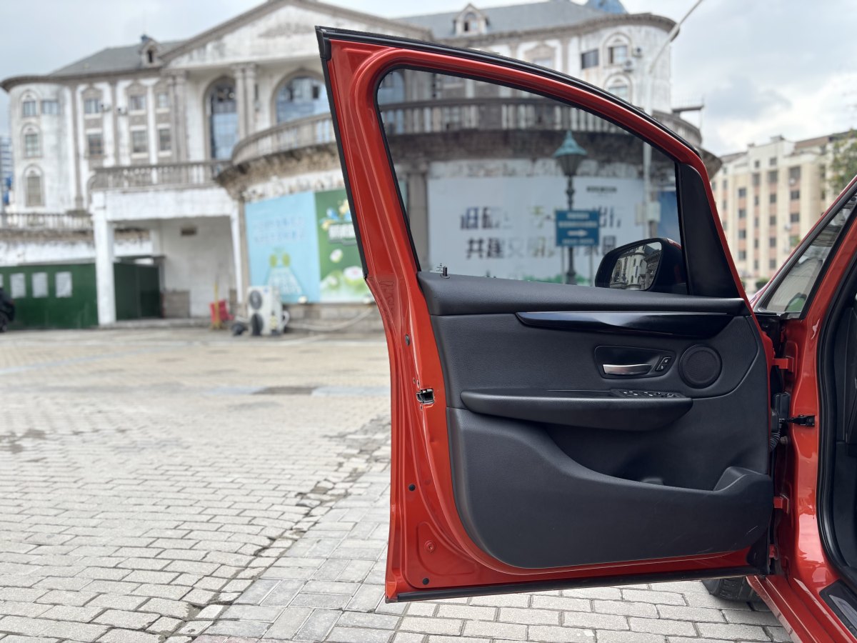 BMW 2 Series 2016 immagine di auto #11