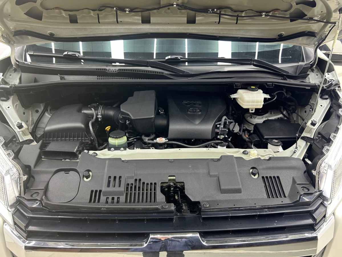 Toyota Hiace 2022 immagine di auto #11