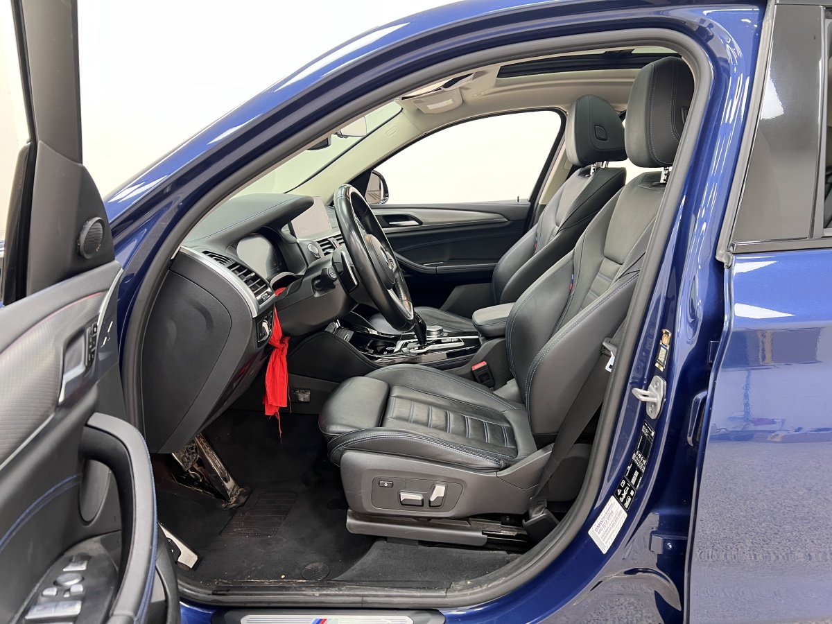 BMW X4 2021 car image #11