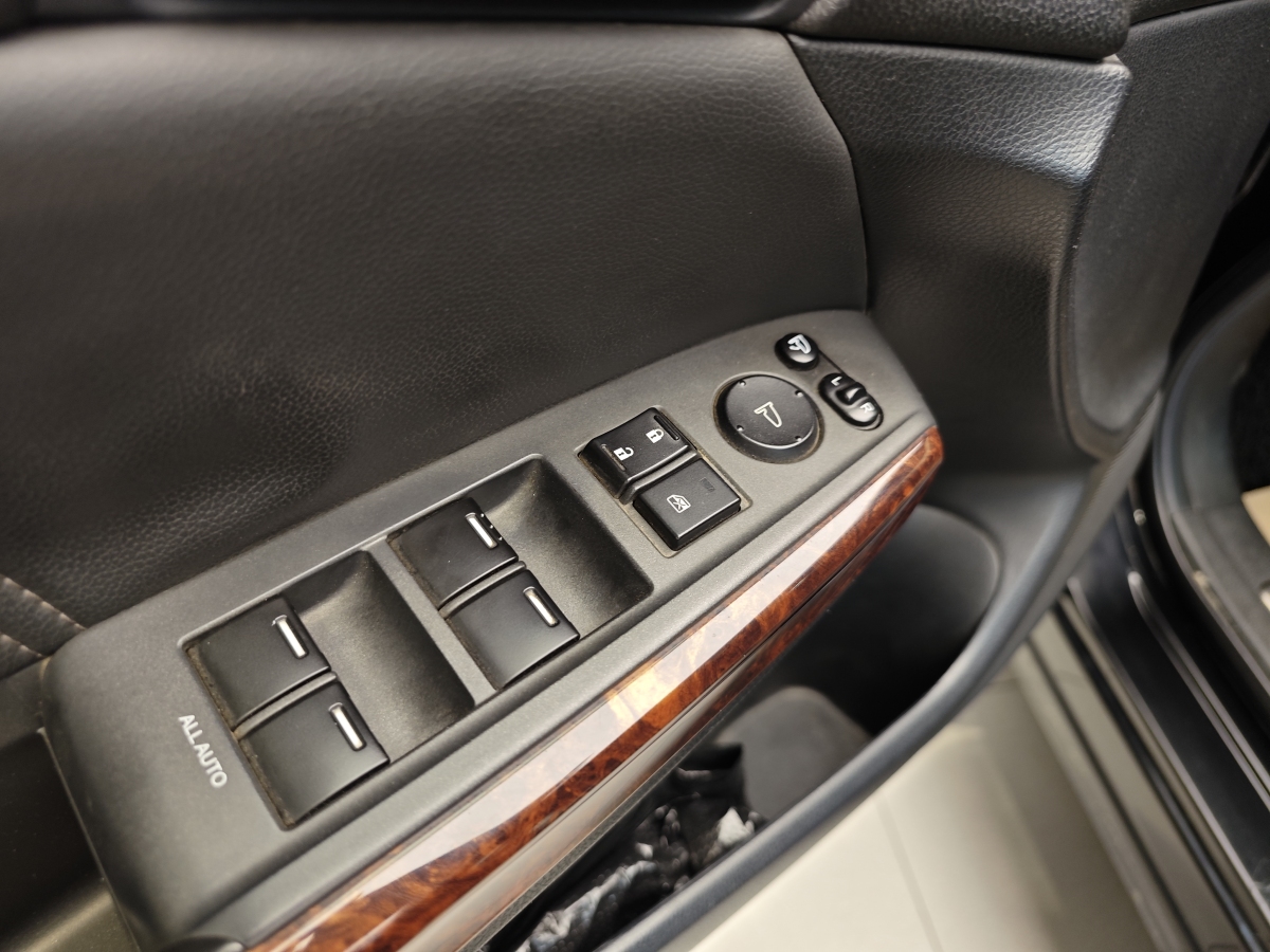 Honda CROSSTOUR 2011 car image #11