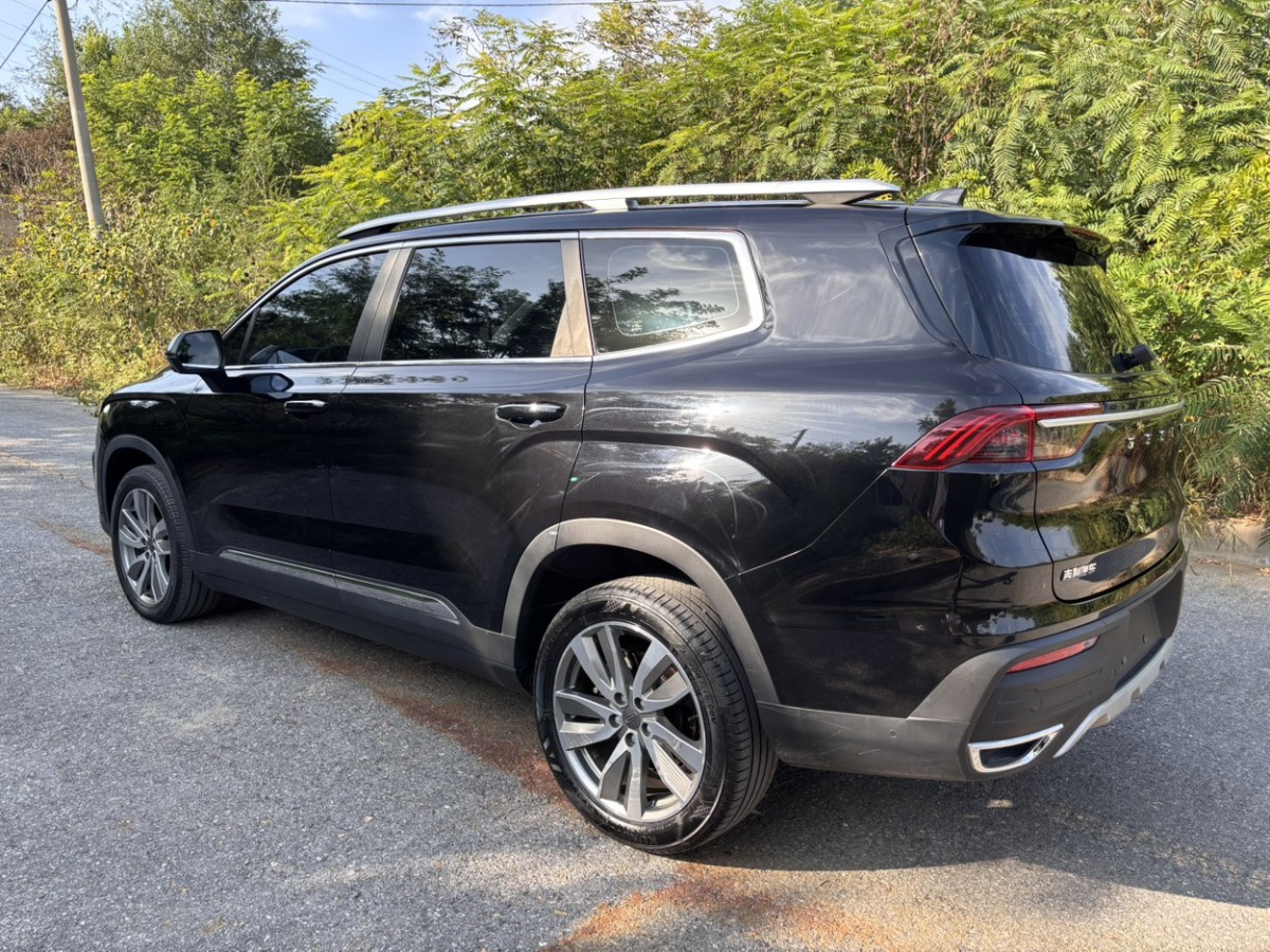 GEELY Okavango 2022 car image #11