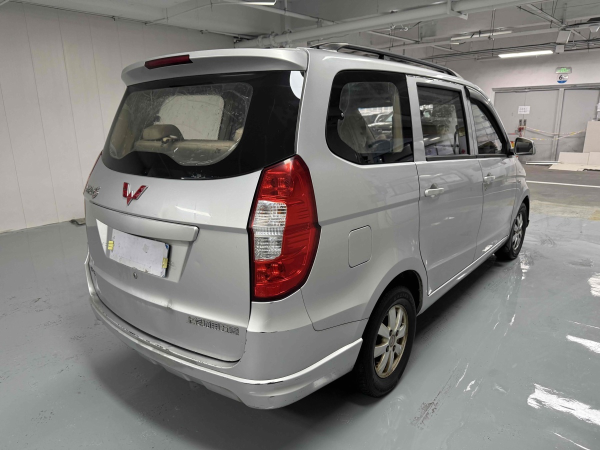 Wuling Hongguang 2017 изображение автомобиля #11