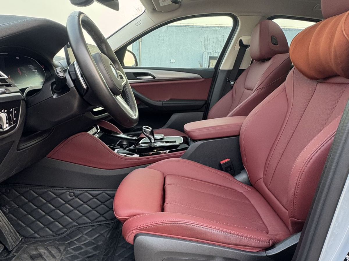 BMW X4 2022 صورة سيارة #11