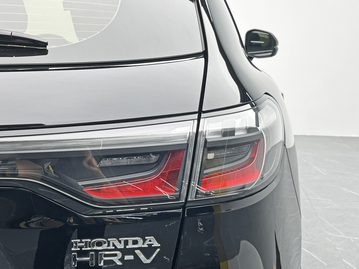 Honda HR-V 2023 car image #11