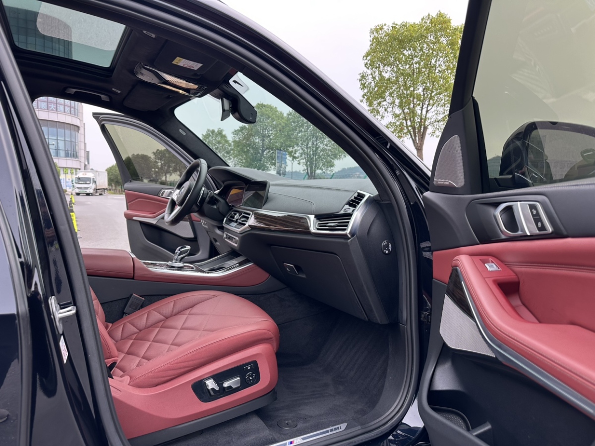 BMW X5 2023 car image #11