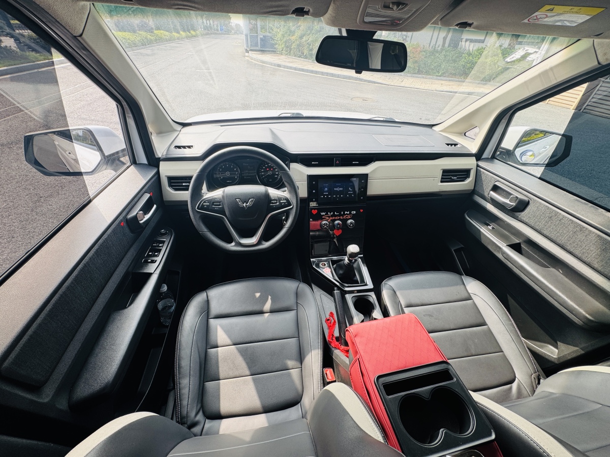 五菱汽车 五菱宏光PLUS 2021 汽车图片 #11