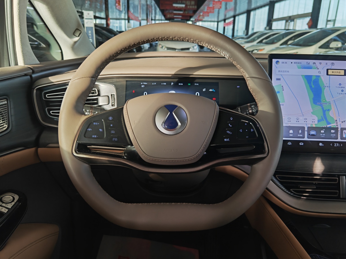 Denza N8L 2022 image de voiture #11