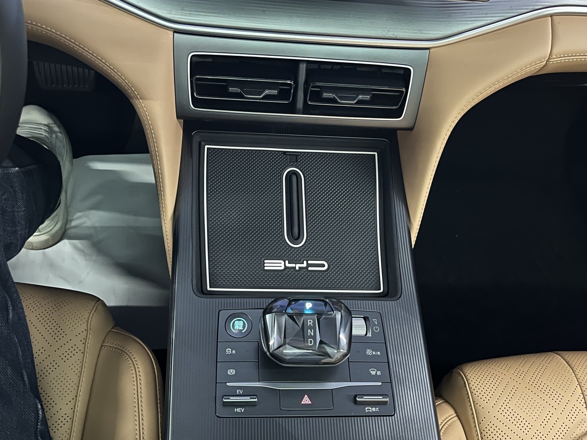 BYD Song 2024 #11 BYD Song 2024 car image #11