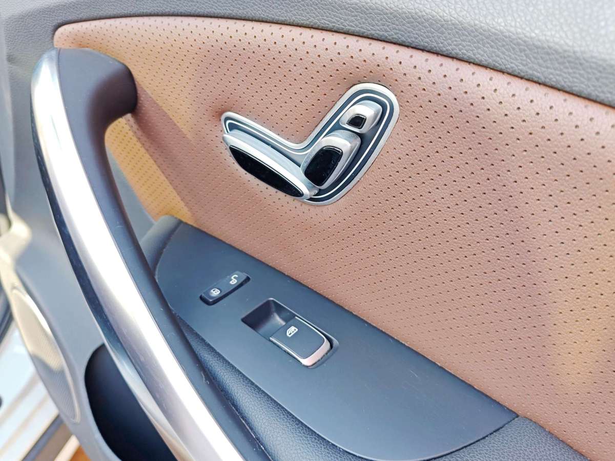 BYD Song 2017 car image #11