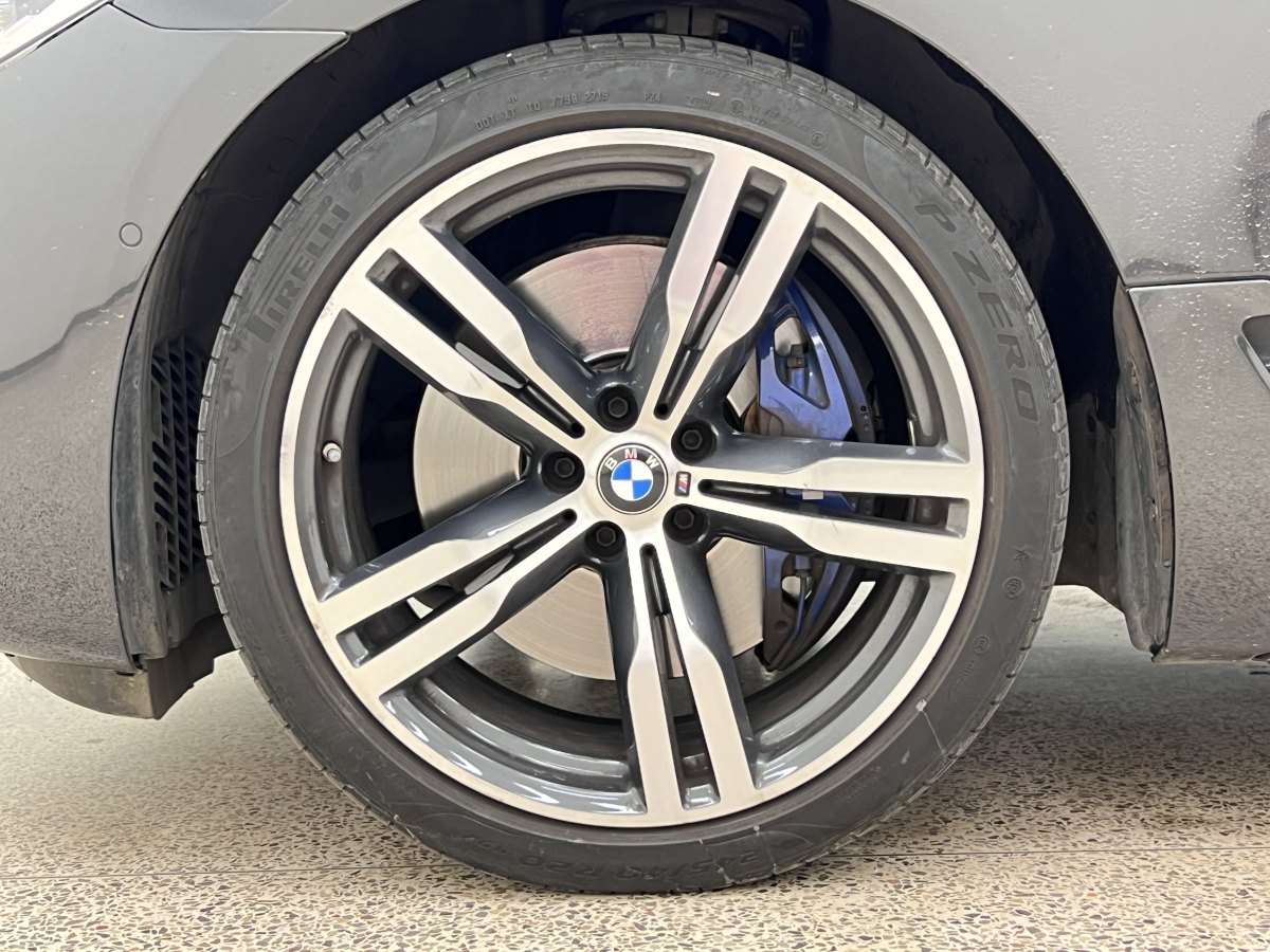 BMW 6 Series GT 2020 #11 BMW 6 Series GT 2020 car image #11