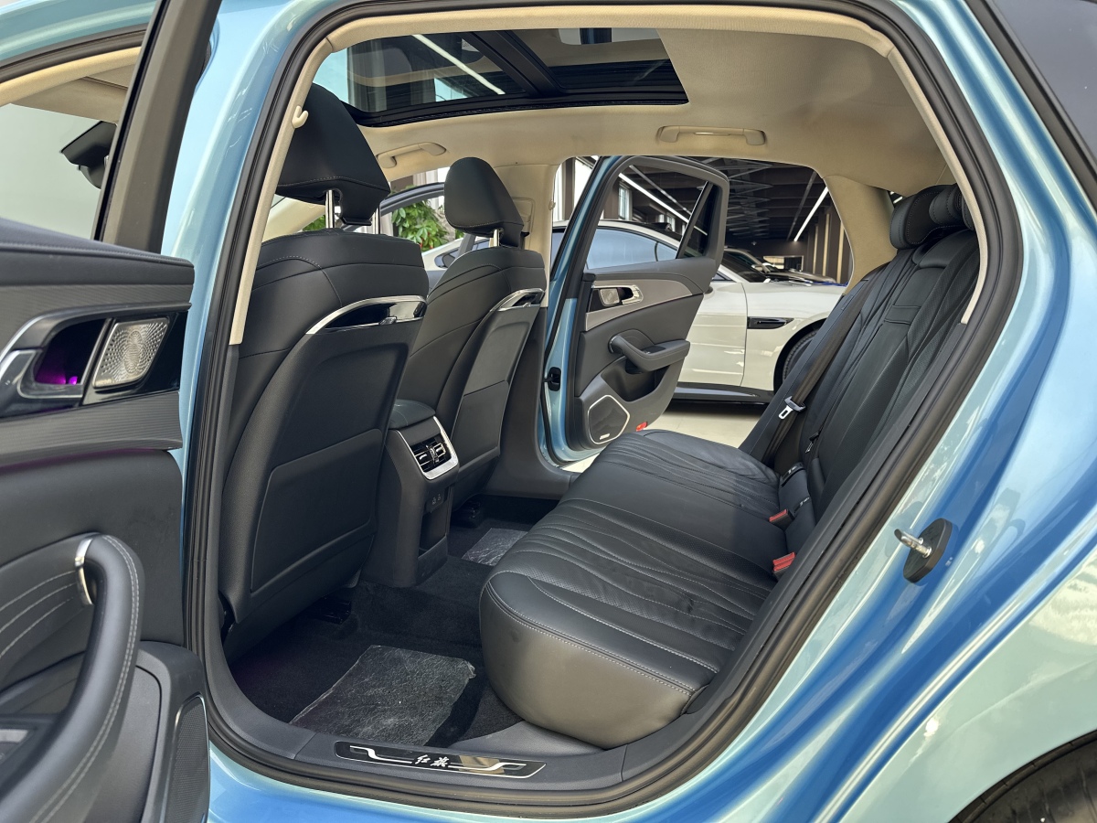 HongQi H5 2023 car image #11