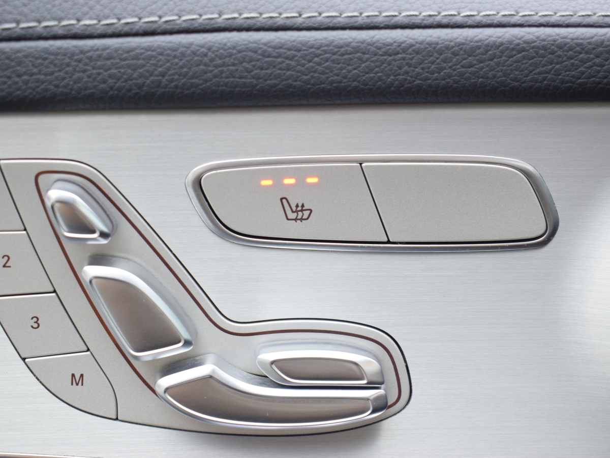 Mercedes-Benz GLC Coupe 2022 immagine di auto #11