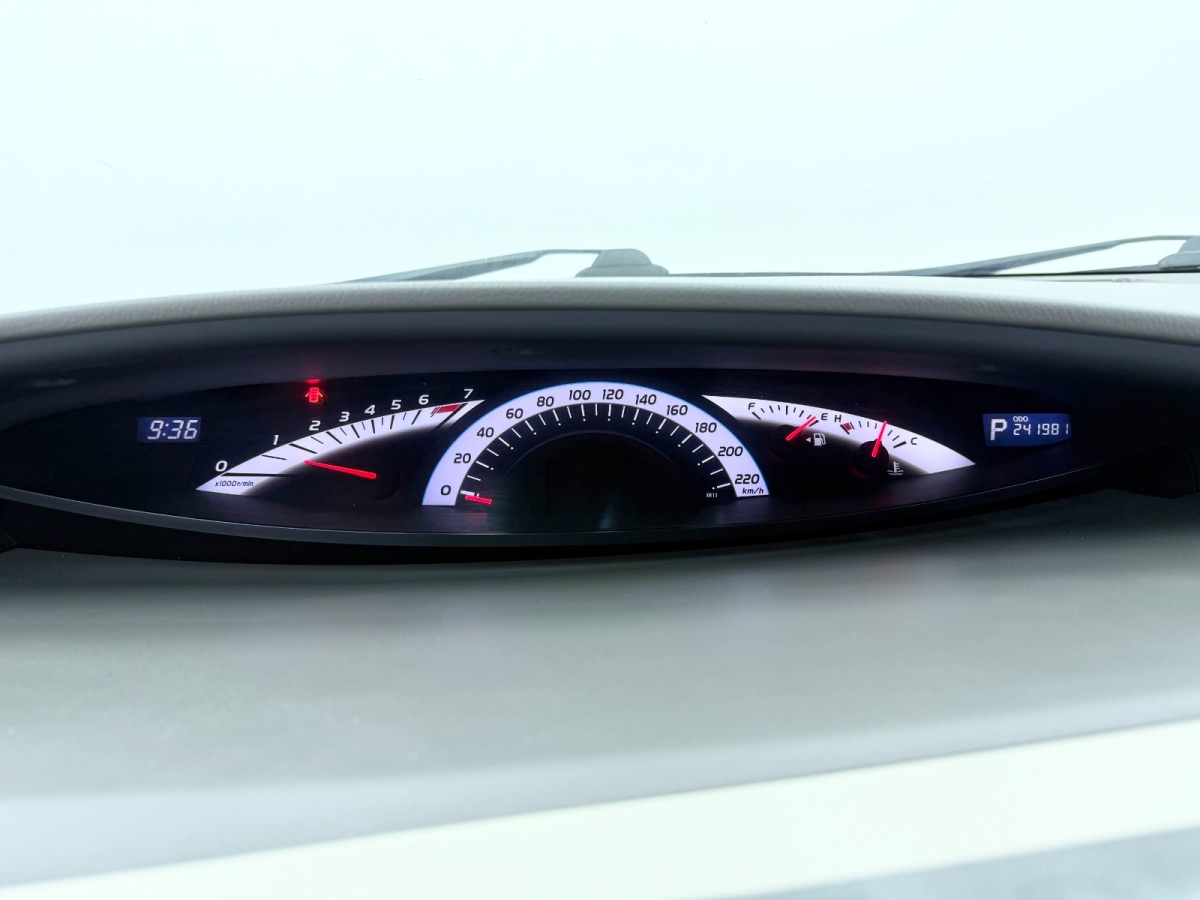 Toyota Previa 2009 #11 Toyota Previa 2009 car image #11