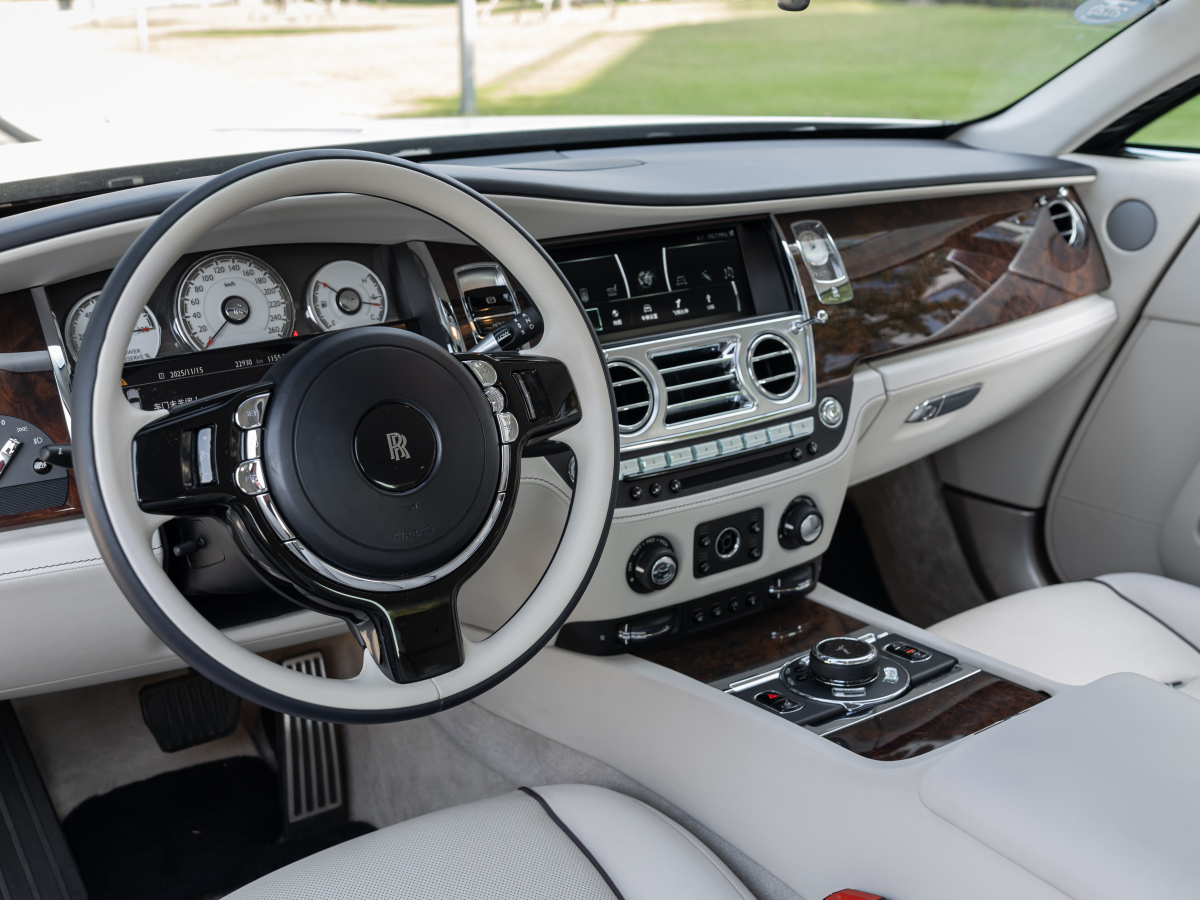 Rolls-Royce Wraith 2018 #11 Rolls-Royce Wraith 2018 car image #11