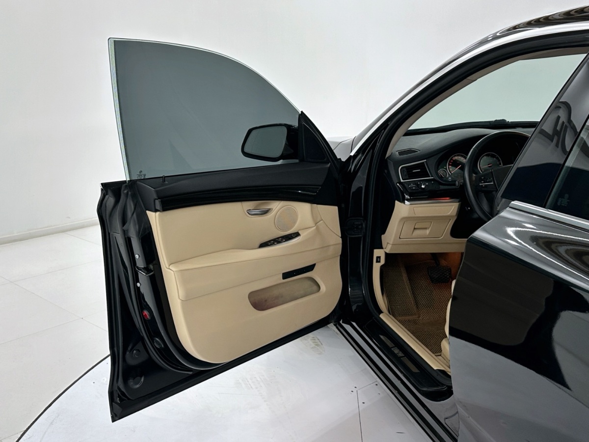 BMW 5 Series (Imported) 2012 #11 BMW 5 Series (Imported) 2012 car image #11