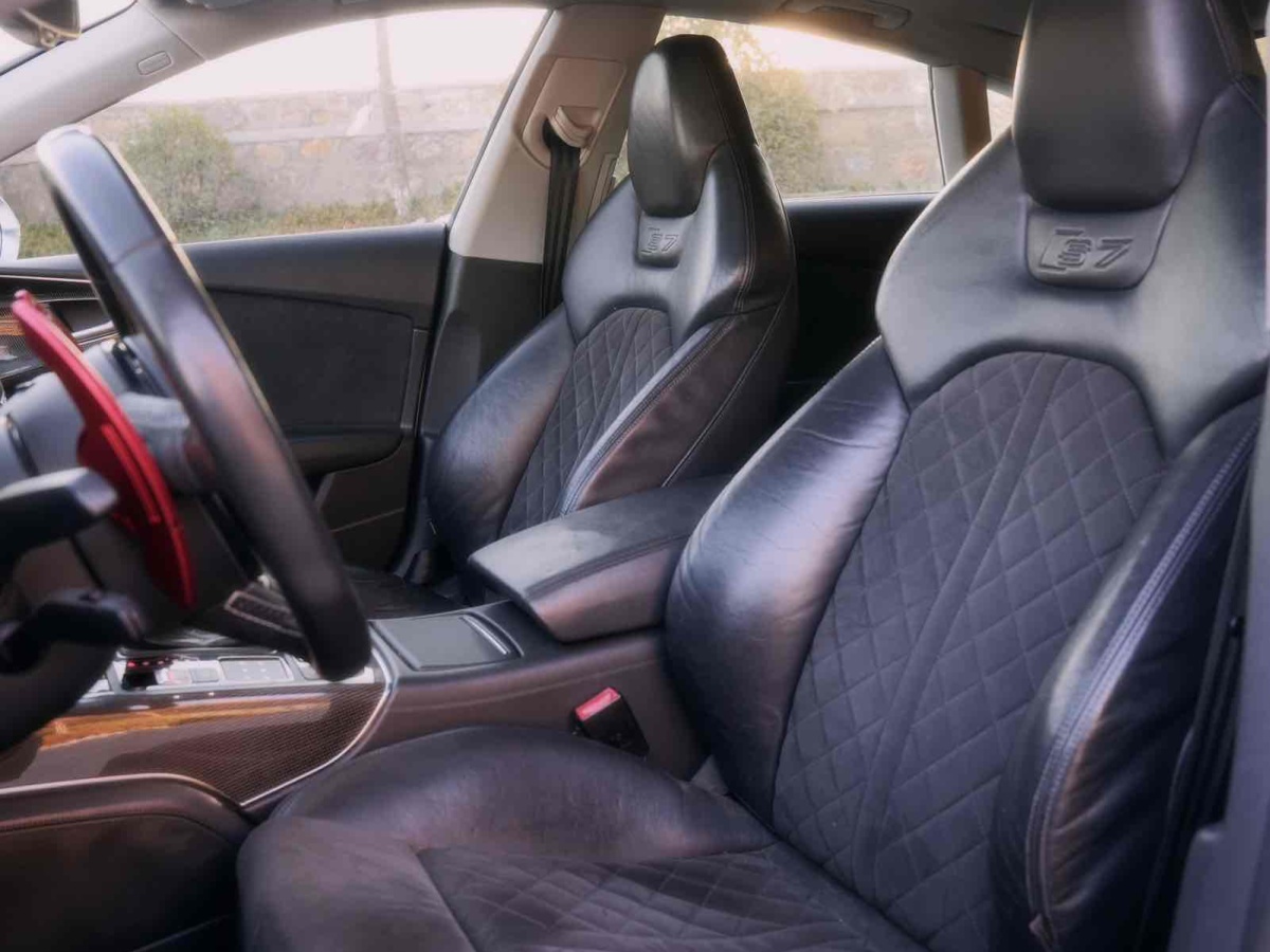 Audi S7 2014 car image #11