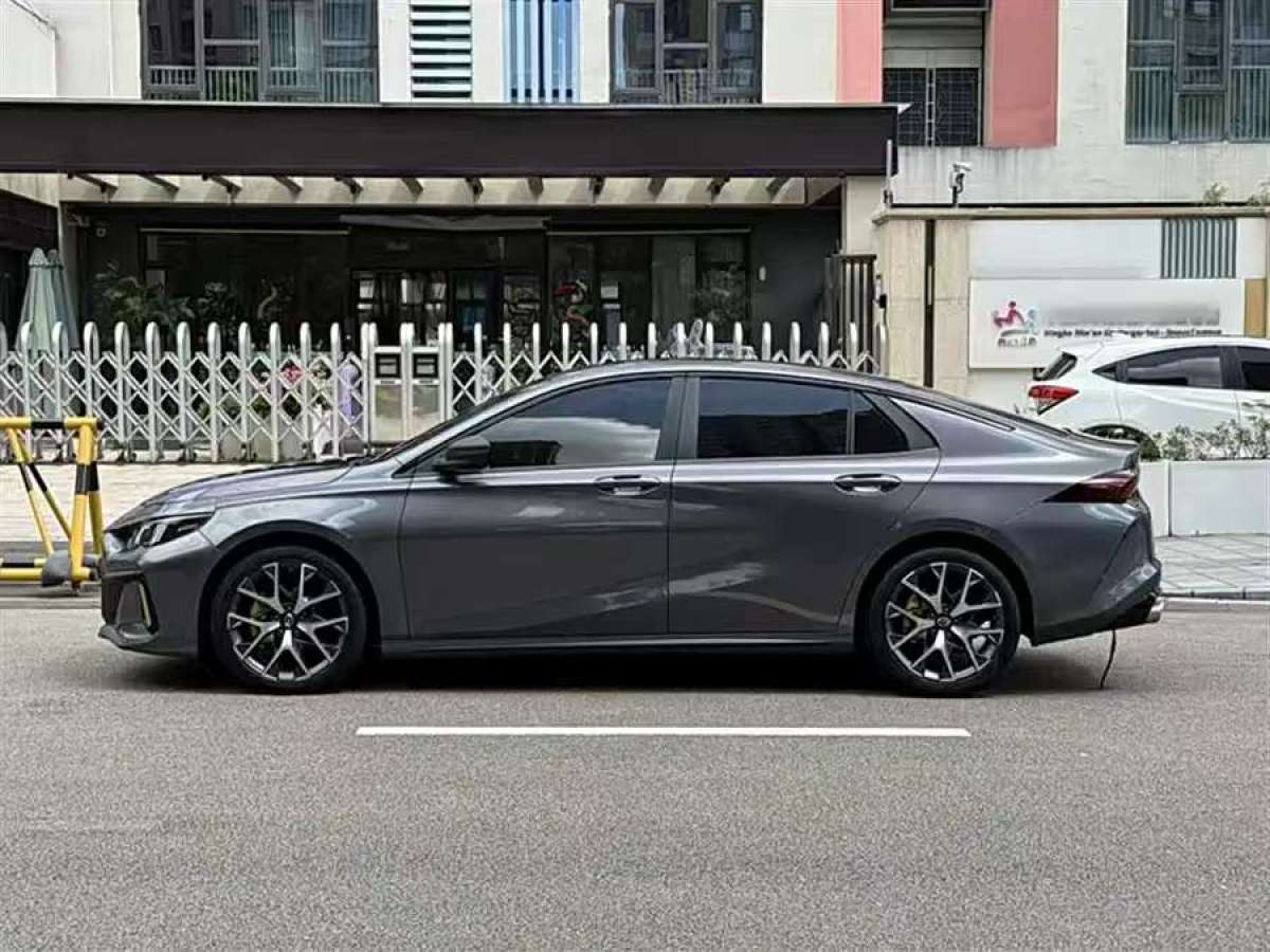 GAC Trumpchi Empow 2021 car image #11