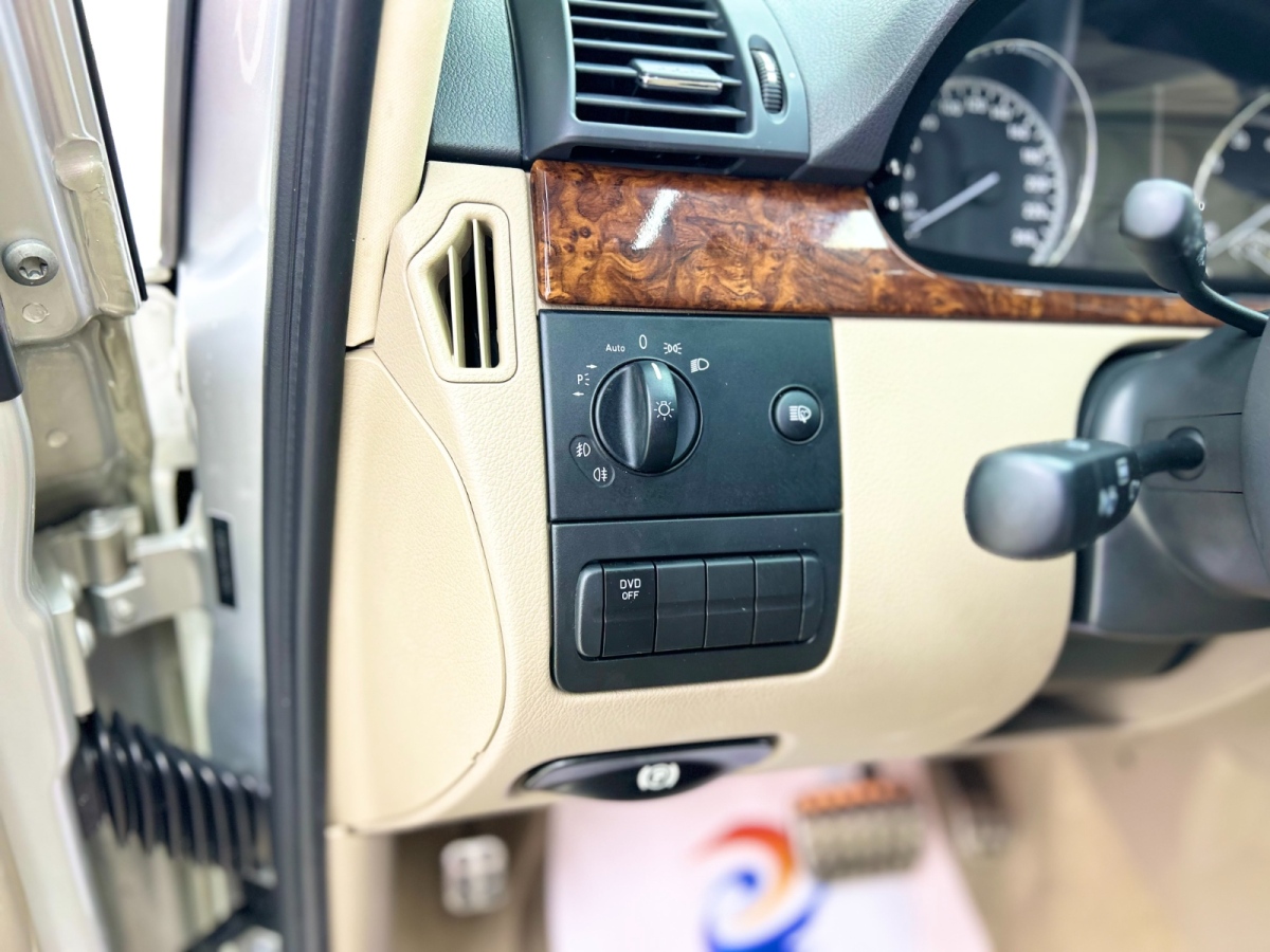 Mercedes-Benz Viano (Imported) 2014 car image #11