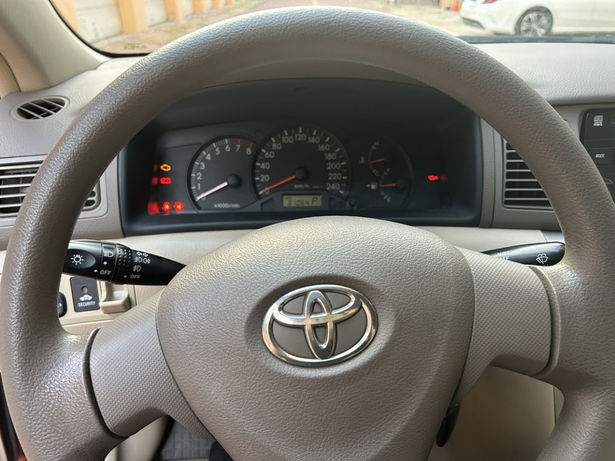 Toyota Corolla (Classic) 2012 immagine di auto #11