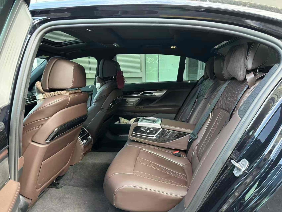 BMW 2 Series 2021 #11 BMW 2 Series 2021 car image #11