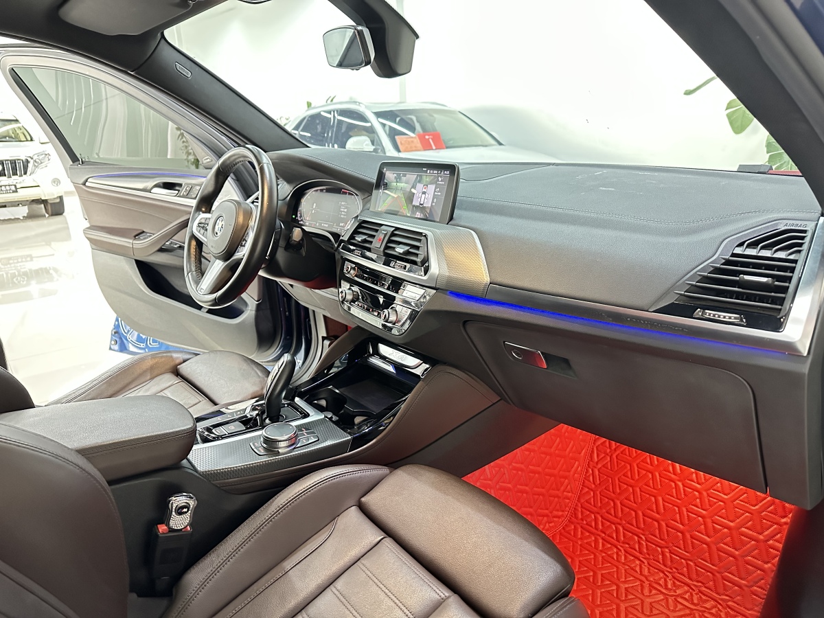 BMW X4 M 2020 car image #11