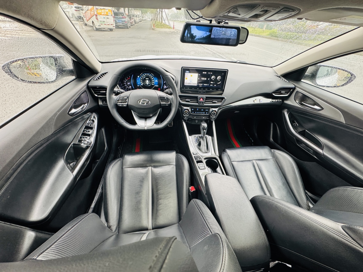 Hyundai Lafesta 2018 car image #11