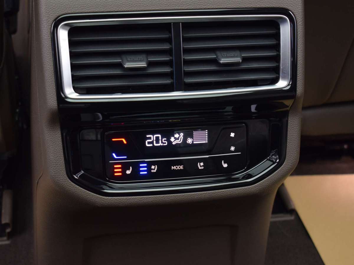 Volkswagen Viloran 2024 car image #11