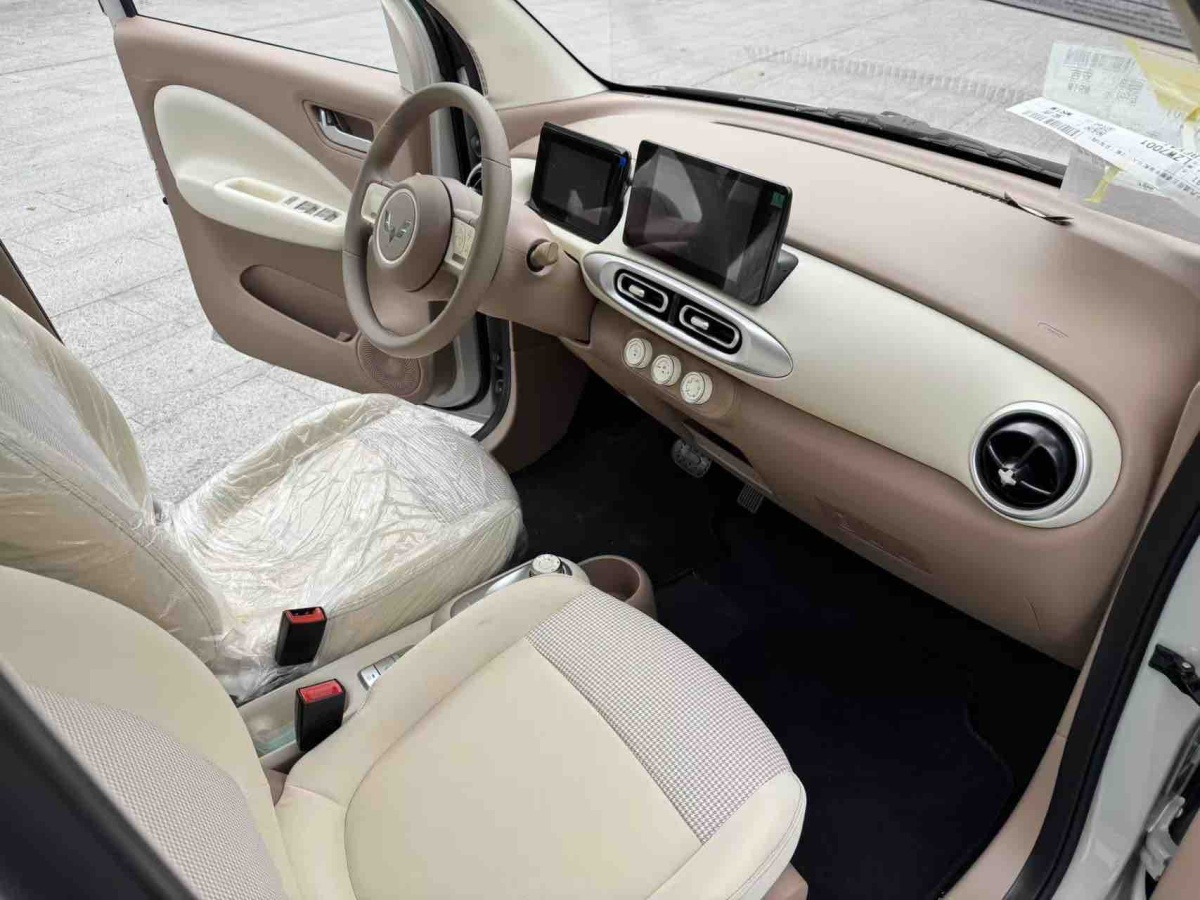 Wuling Hongguang MINI EV 2025 car image #11