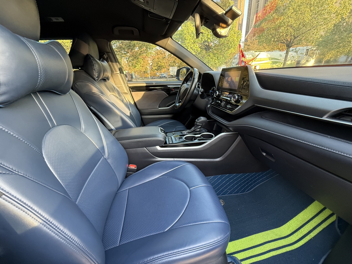 Toyota Crown Kluger 2023 car image #11