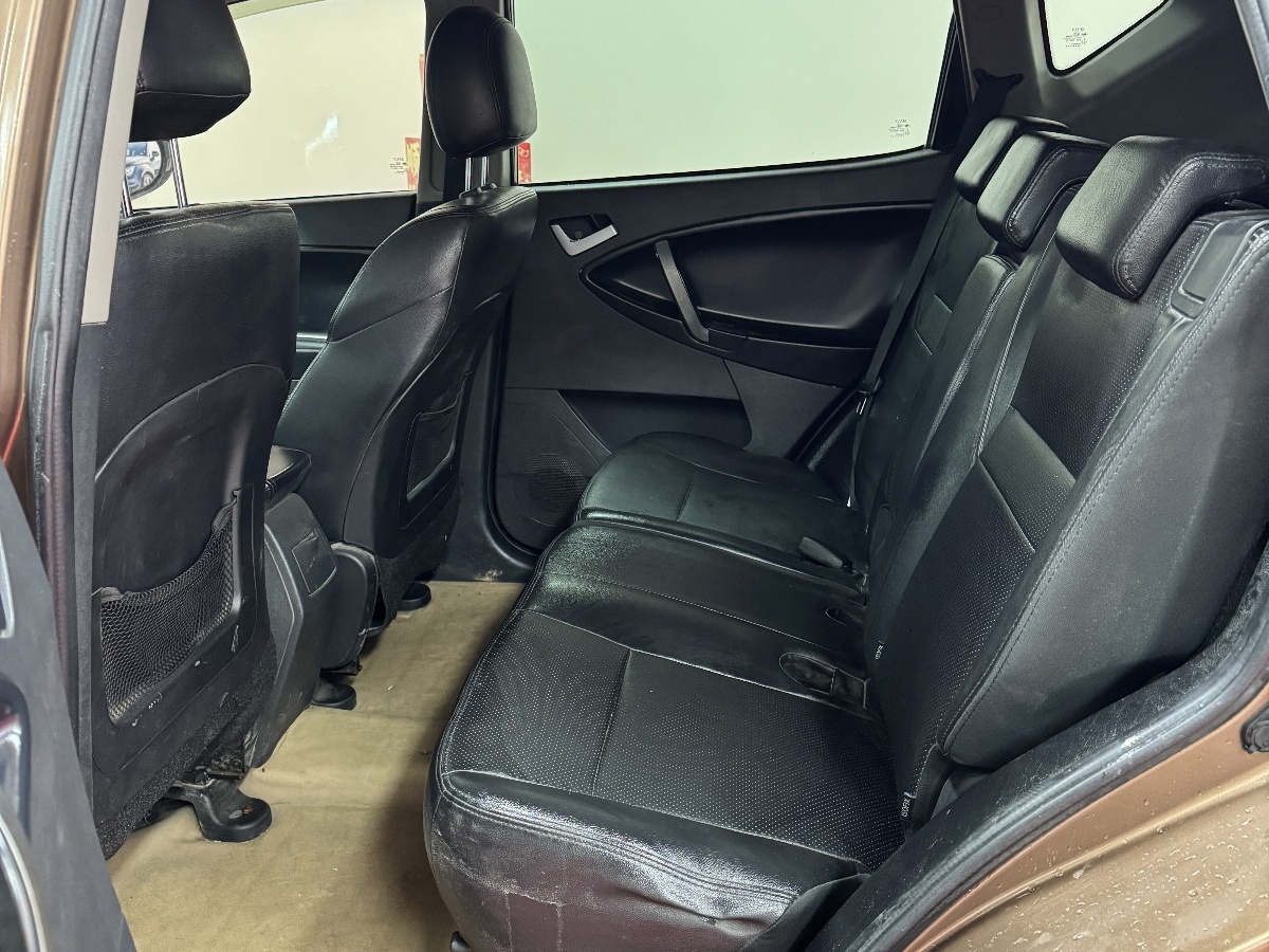 GEELY GX7 2014 #11 GEELY GX7 2014 car image #11