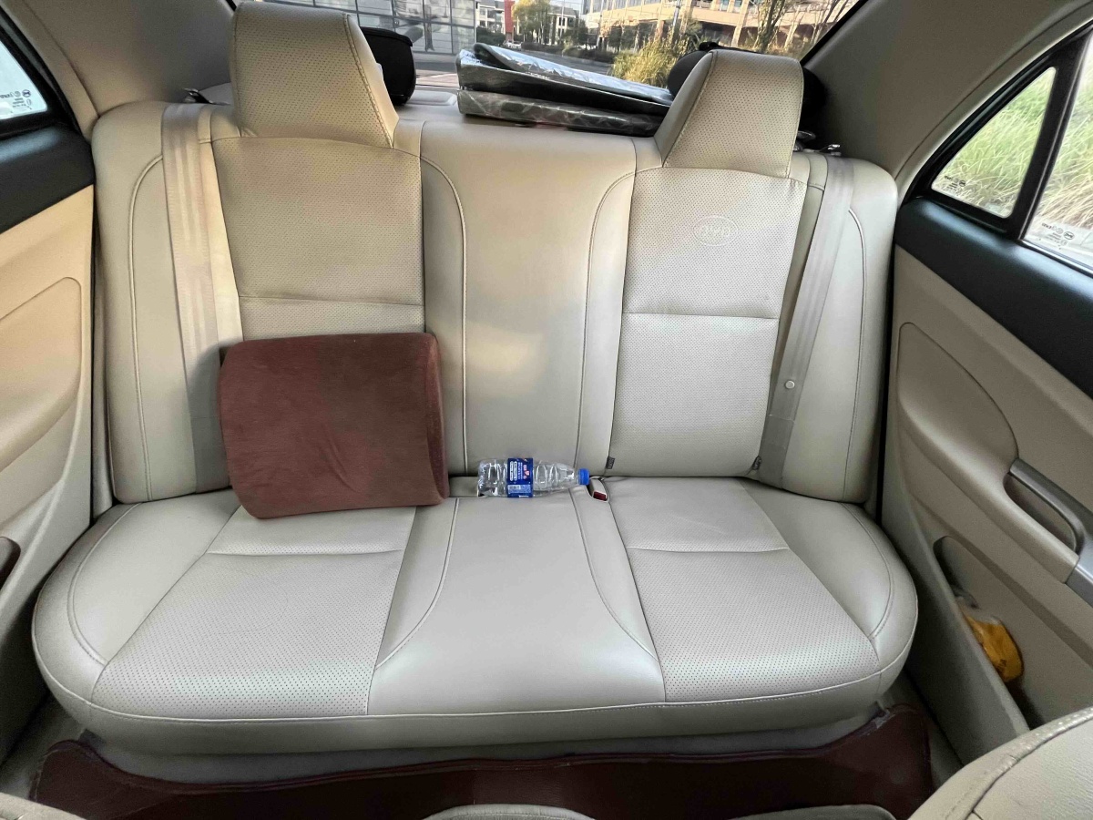 BYD F3 2015 car image #11