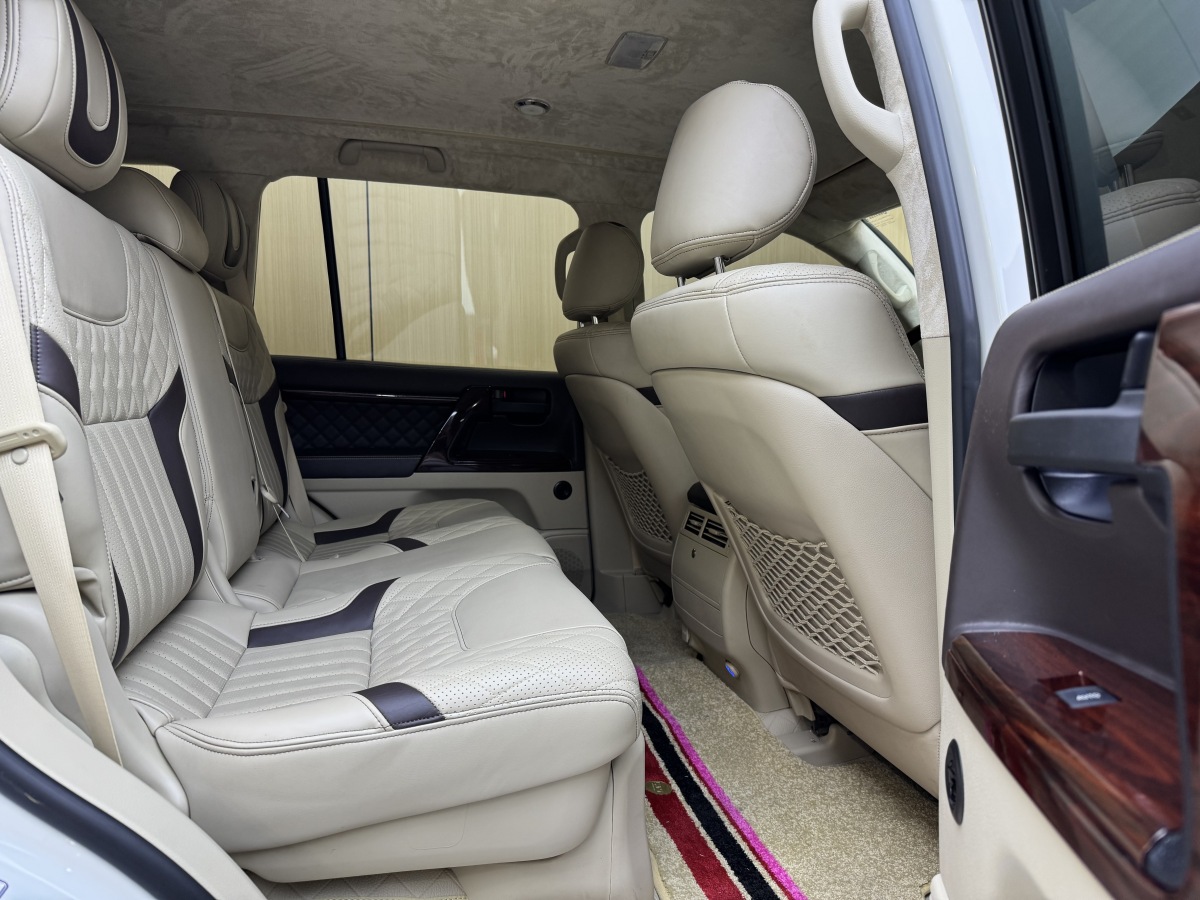 丰田 兰德酷路泽 2020 汽车图片 #11