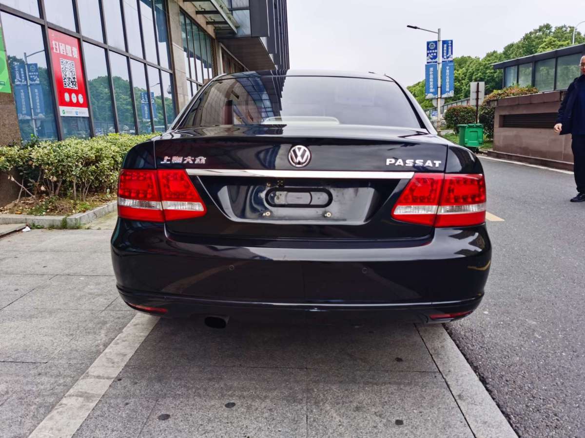 Volkswagen Passat Lingyu 2010 car image #11