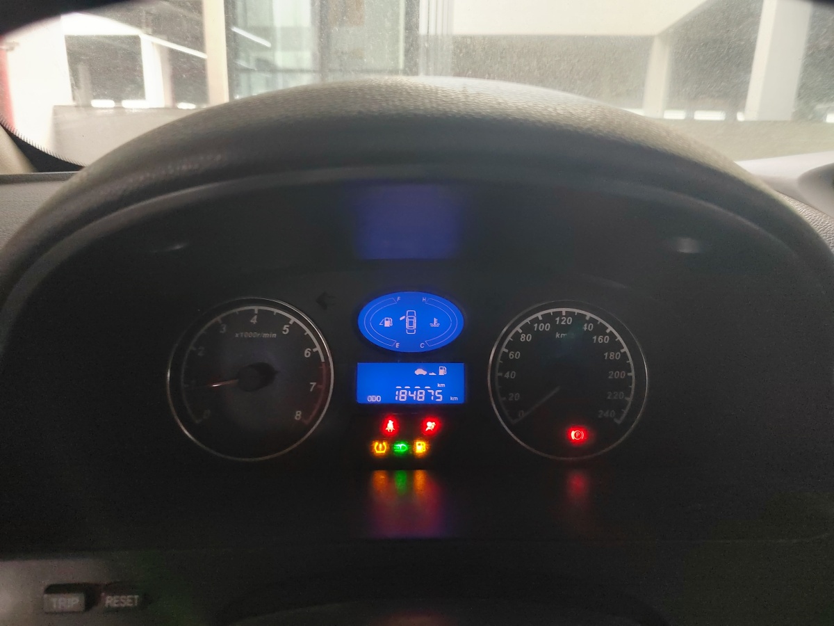 GEELY Emgrand Classic 2012 #11 GEELY Emgrand Classic 2012 imagem de carro #11