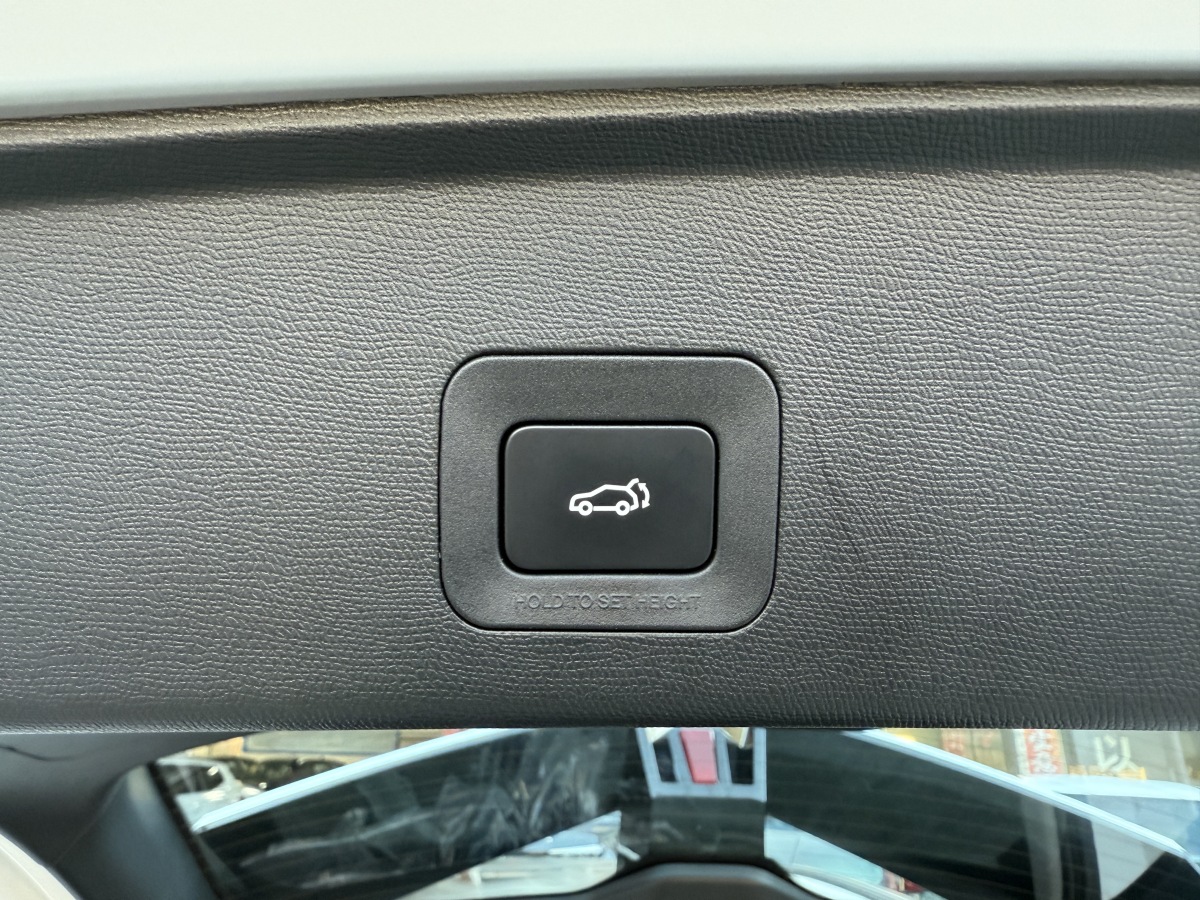 GAC Trumpchi GS3 2023 #11 GAC Trumpchi GS3 2023 car image #11