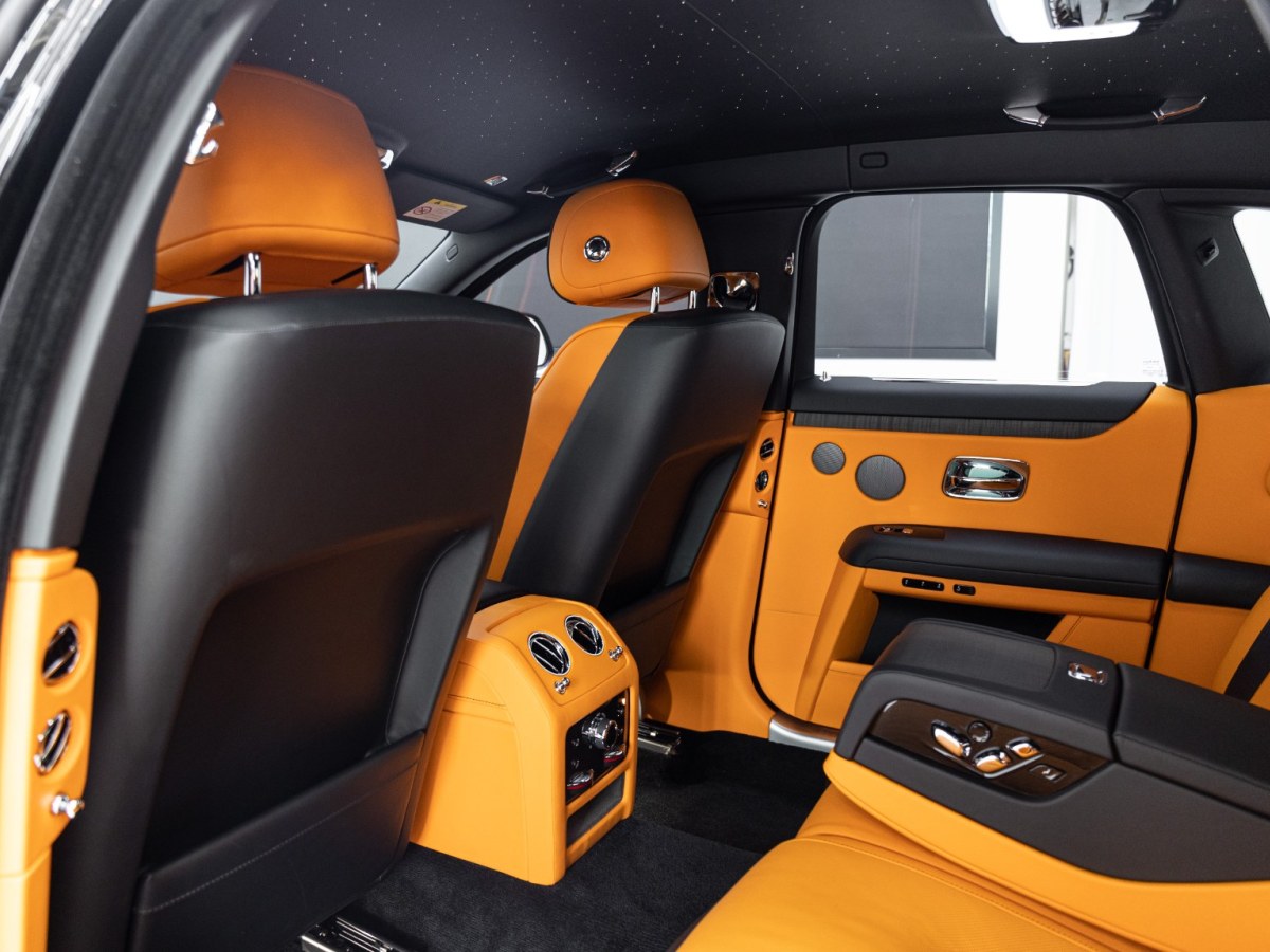 劳斯莱斯 古思特 2022 汽车图片 #11