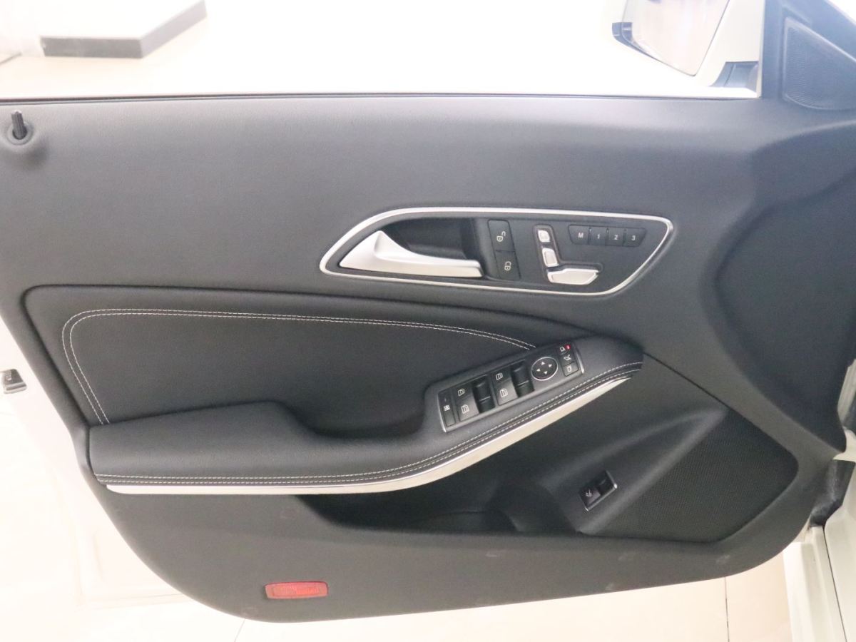 Mercedes-Benz CLA Class (Imported) 2017 car image #11