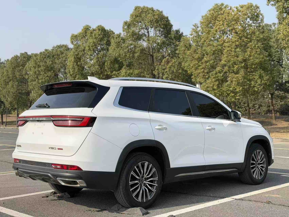 Jetour X90 PLUS 2022 #11 Jetour X90 PLUS 2022 immagine di auto #11