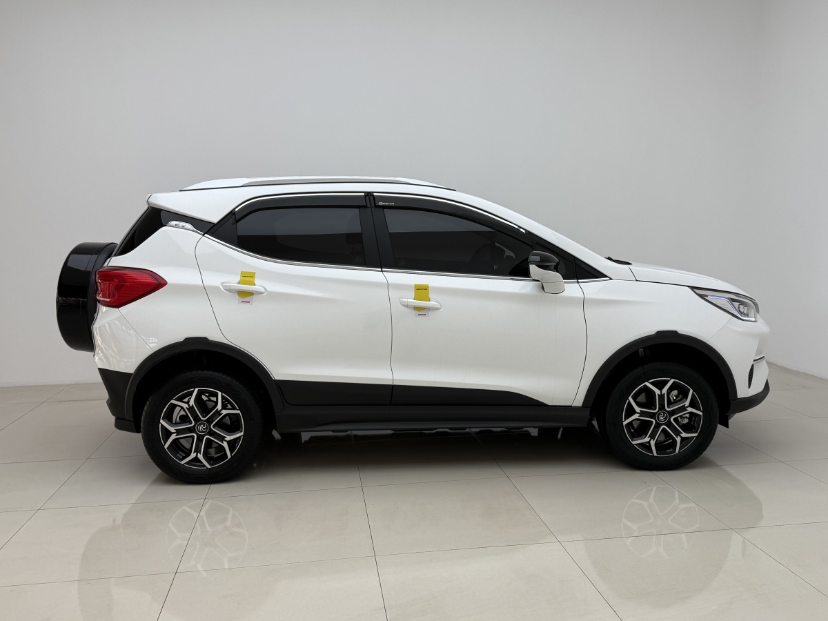 BYD Yuan Pro 2022 #11 BYD Yuan Pro 2022 car image #11