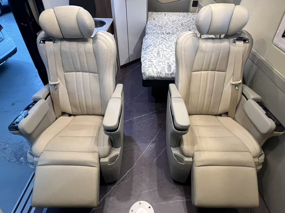 Mercedes-Benz Sprinter 2017 car image #11