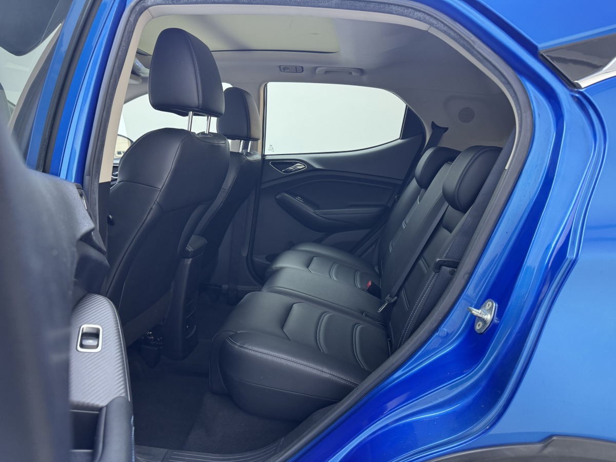 BYD Yuan New Energy 2019 #11 BYD Yuan New Energy 2019 car image #11