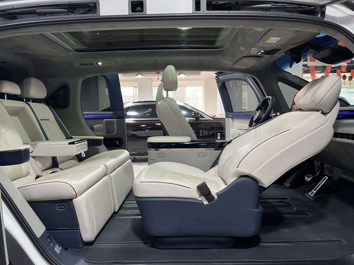 极氪 极氪MIX 2025 汽车图片 #11