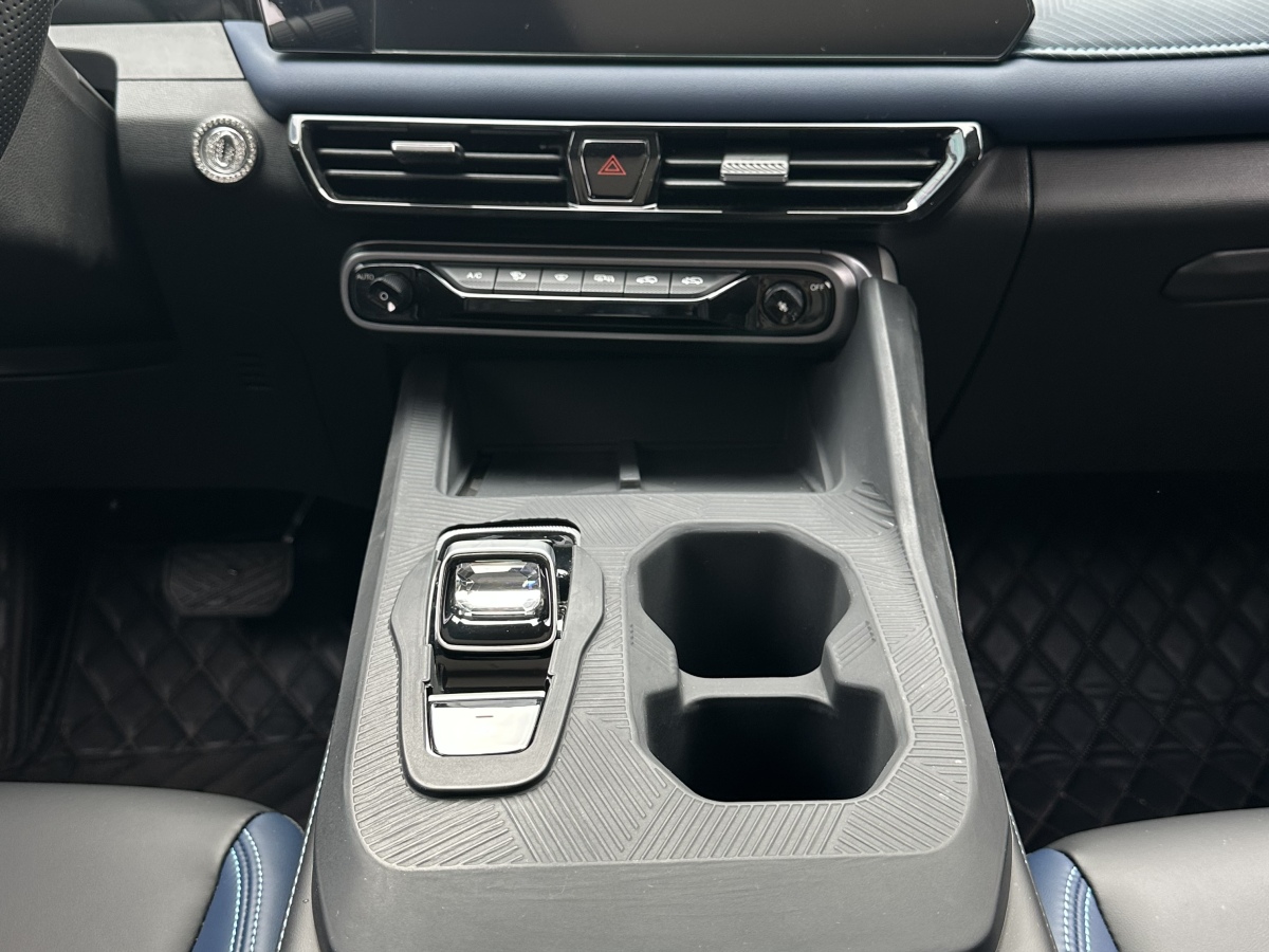 GAC Trumpchi 2025 car image #11